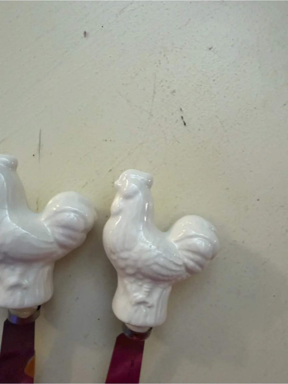 Set of 4 Ceramic Rooster Cheese & Butter Spreader Knives